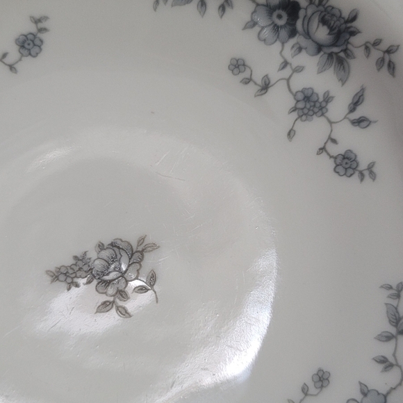 Johan Haviland China 5" Fruit Bowl - Picture 3 of 5